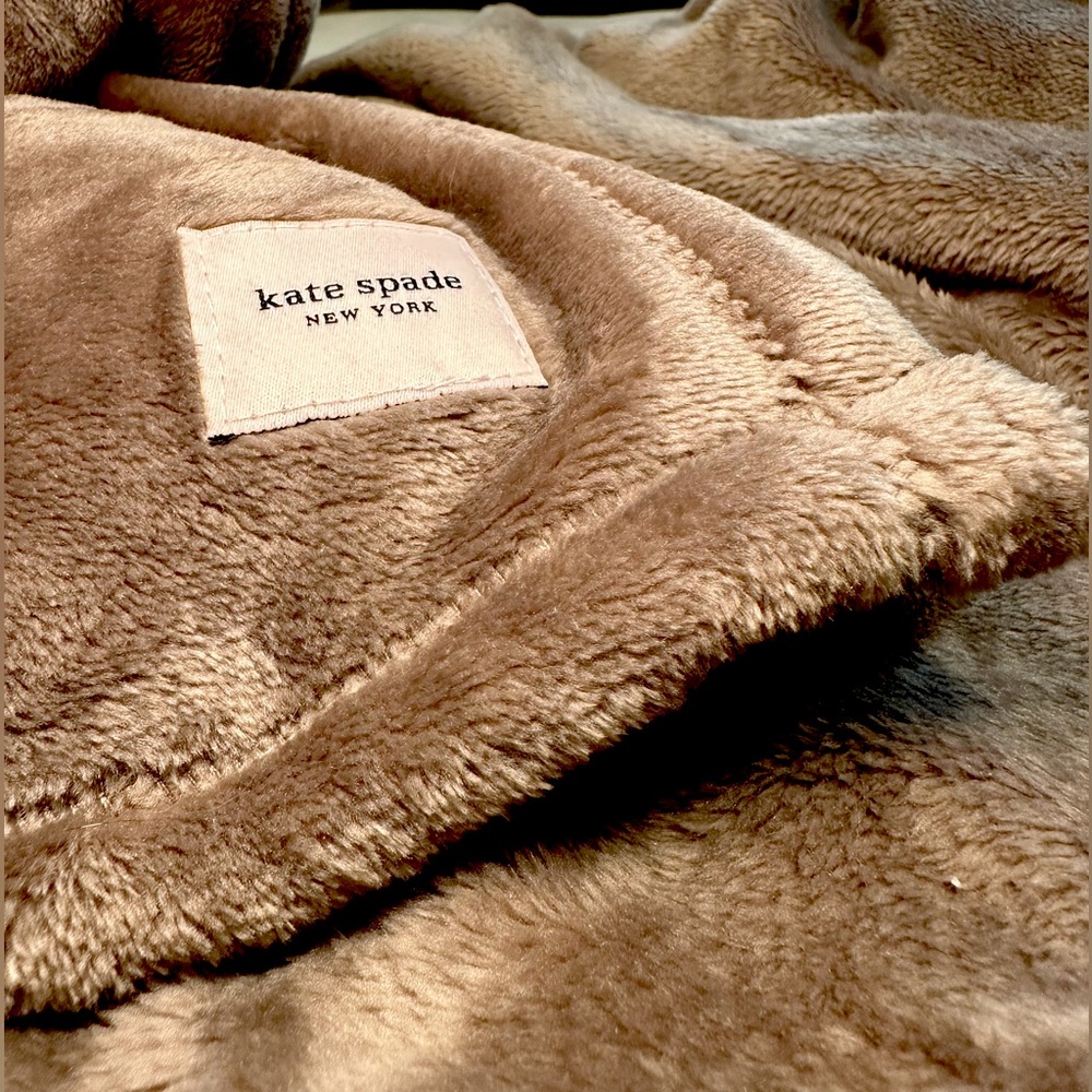 KATE SPADE blanket (King size)